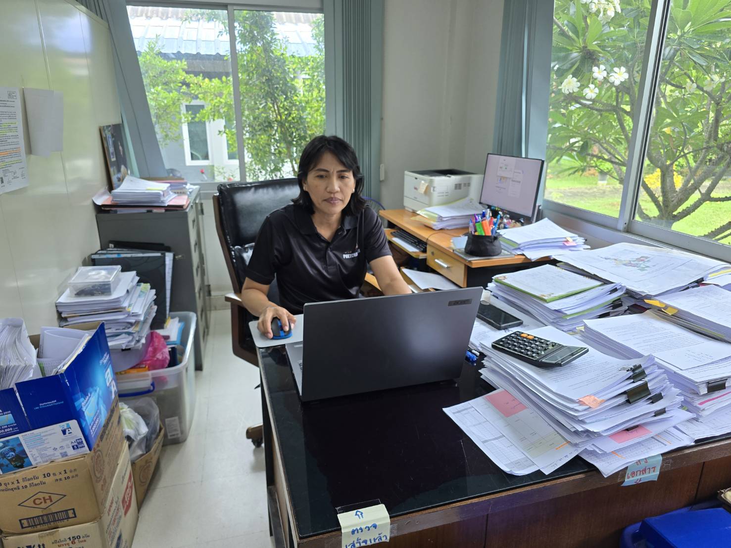 title - ปฏิรูปที่ดินจังหวัดเพชรบุรี มอบหมาย นางสาวขวัญใจ วิรุฬห์ชัยพฤกษ์ นักวิชาการปฏิรูปที่ดินชำนาญการ พร้อมด้วยเจ้าหน้าที่ ส.ป.ก.เพชรบุรี ร่วมกิจกรรม Unit School เรื่องแนวทางการแต่งตั้งผู้แทนเกษตรกรเป็นกรรมการในคณะกรรมการปฏิรูปที่ดินจังหวัด (คปจ.)